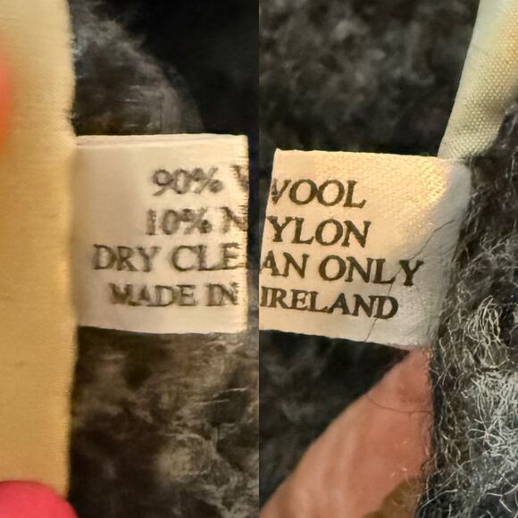 Vintage Weave of The Irish Gray Plaid Wool Cape Wrap Shawl w/Fringe One Size - Picture 10 of 11